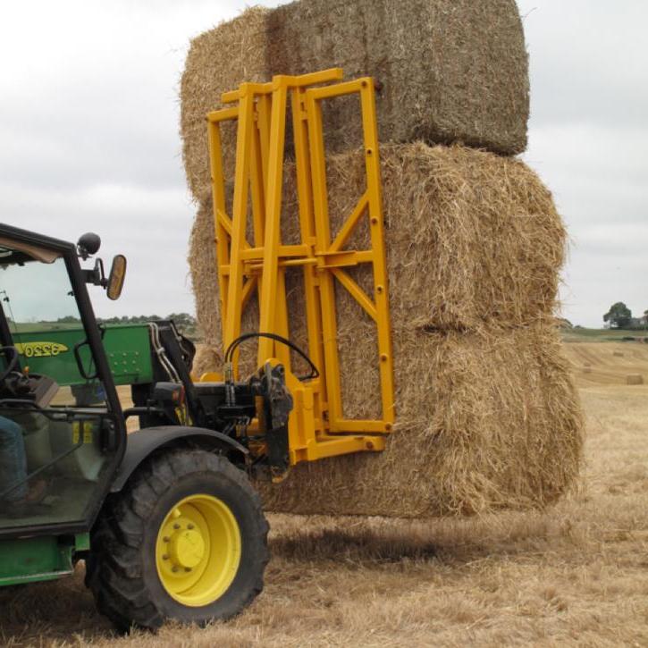 Square Bale Stacker - version for stacking 3 Heston or 6 round bales at a time.