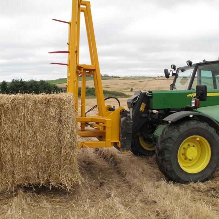 Square Bale Stacker - version for stacking 3 Heston or 6 round bales at a time.